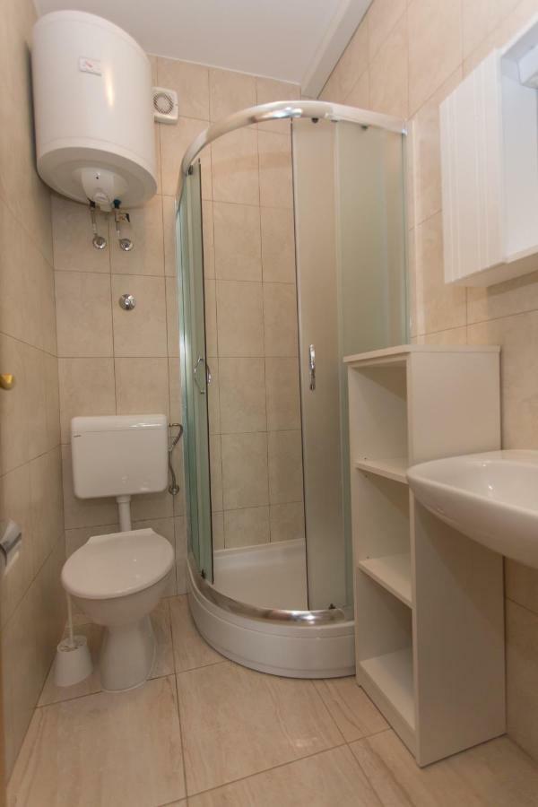Apartment Ribica Kastela Exterior photo